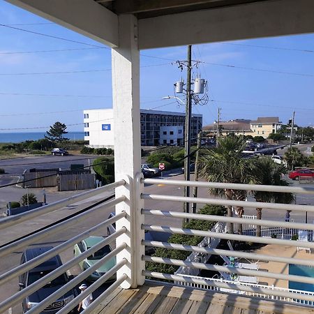 Sandpeddler Inn And Suites 来特斯维比奇 外观 照片